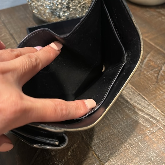 Prada trifold wallet. RARE. In excellent condition. Metallic silver and gold blk - Picture 8 of 11